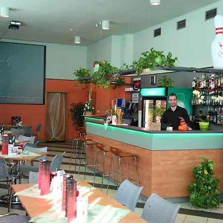 酒店 Mas Sezimovo Usti